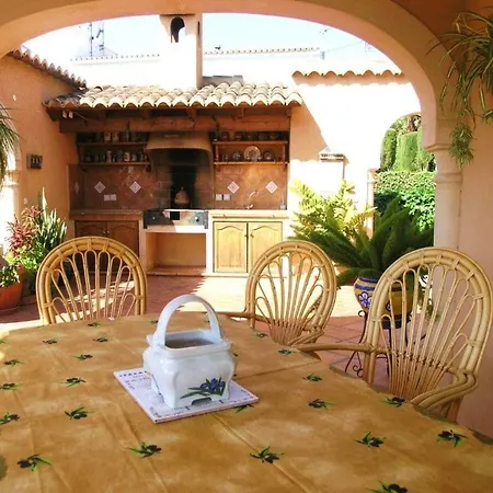 アパート Casa Cachito ベニッサ